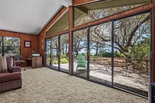 17 S Bay Shore Dr, Eastpoint, FL 32328 - Photo 21