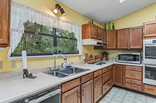 17 S Bay Shore Dr, Eastpoint, FL 32328 - Photo 25