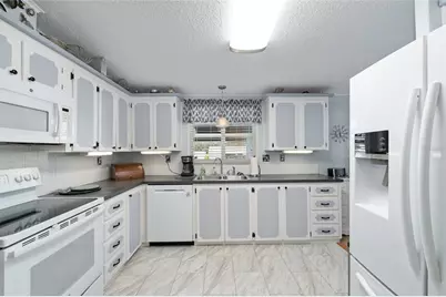 16681 SE 96th Court, Summerfield, FL 34491 - Photo 15