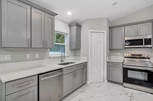 4327 SE 131st Ln, Belleview, FL 34420 - Photo 17