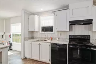 15919 SE 108 Loop, Ocklawaha, FL 32179 - Photo 17