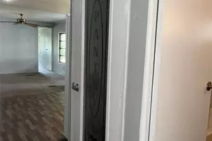 361 NE 63rd Ct, Ocala, FL 34470 - Photo 9