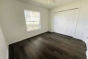 1300 NW 67th Pl, Ocala, FL 34475 - Photo 19