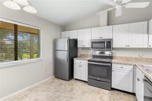 5685 Marina Dr, Sebastian, FL 32958 - Photo 9