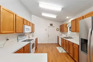 11587 SW 139th Pl, Dunnellon, FL 34432 - Photo 15