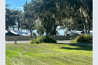 15365 SE 140th Avenue Road, Weirsdale, FL 32195 - Photo 3