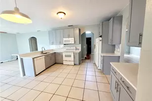 2262 Pecos Ct, Kissimmee, FL 34759 - Photo 9