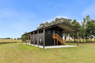 23220 NW 27 St, Morriston, FL 32668 - Photo 3
