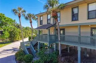 16750 Bocilla Palms Dr, Bokeelia, FL 33922 - Photo 7