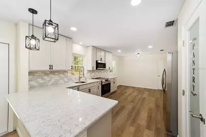 9310 NW 10th Place, Gainesville, FL 32606 - Photo 19