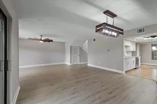 11310 W Bayshore Dr, Crystal River, FL 34429 - Photo 11