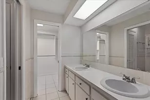 11310 W Bayshore Dr, Crystal River, FL 34429 - Photo 29