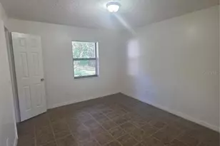 4995 NE 27th Ct, Ocala, FL 34479 - Photo 9