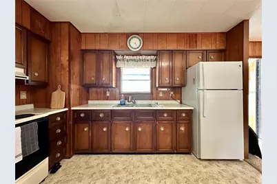 37925 Date Palm Drive, Zephyrhills, FL 33542 - Photo 13