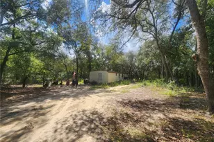 217 Lakeview Dr, Melrose, FL 32666 - Photo 1