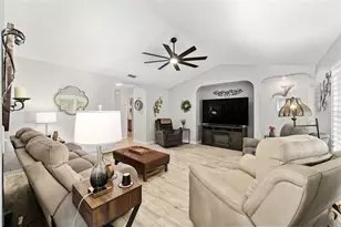 10882 SE 170th Ln Rd, Summerfield, FL 34491 - Photo 9