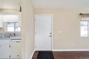 1921 NW 50th Cir, Ocala, FL 34482 - Photo 9