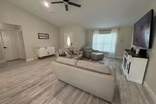 20751 SW Cardinal Ave, Dunnellon, FL 34431 - Photo 9