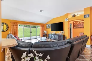 39911 Bayview Dr, Lady Lake, FL 32159 - Photo 7