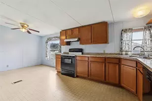 1832 Jones Dr, Leesburg, FL 34748 - Photo 19