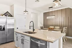 17741 Crescent Moon Loop, Bradenton, FL 34211 - Photo 3