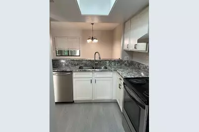 319 SW 54th Drive #319, Gainesville, FL 32607 - Photo 7