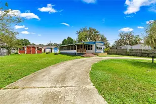 1501 SE 186th Ct, Silver Springs, FL 34488 - Photo 15