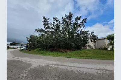 1946 Manatee Ct, Poinciana, FL 34759 - Photo 1