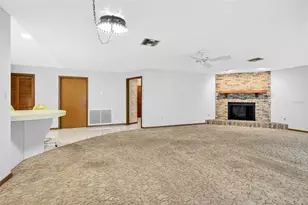 9835 Wedgewood Ln, Leesburg, FL 34788 - Photo 17