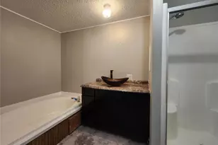 6741 NE 1st Pl, Ocala, FL 34470 - Photo 15