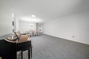 8819 SW 91st Pl, Ocala, FL 34481 - Photo 5