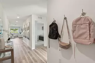 4633 Parkview Ln, Wildwood, FL 34785 - Photo 3