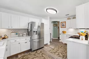 17694 SE 84th Peyton Ct, The Villages, FL 32162 - Photo 15