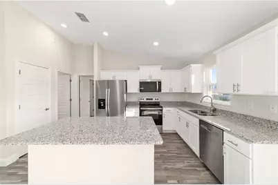 22 Hemlock Loop Course, Ocala, FL 34472 - Photo 3