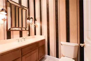 2243 SE Laurel Run Dr, Ocala, FL 34471 - Photo 19