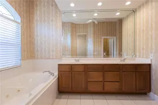 2243 SE Laurel Run Dr, Ocala, FL 34471 - Photo 19