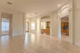 2243 SE Laurel Run Dr, Ocala, FL 34471 - Photo 5