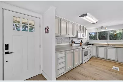 14586 SE 139th Place, Eastlake Weir, FL 32133 - Photo 19