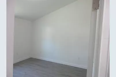 5890 SE 171st Court, Ocklawaha, FL 32179 - Photo 13