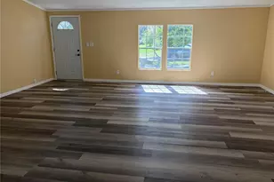 102 3rd St, Lady Lake, FL 32159 - Photo 3