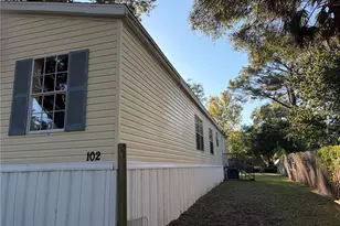 102 3rd St, Lady Lake, FL 32159 - Photo 15