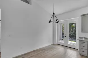 902 SW 2nd St, Ocala, FL 34471 - Photo 7