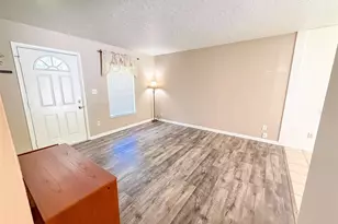 3717 NE 5th St, Ocala, FL 34470 - Photo 5