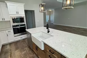 8361 SW 135th Ave, Dunnellon, FL 34432 - Photo 13