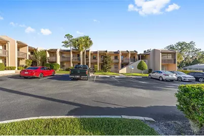 2437 NE 6th Street #14, Ocala, FL 34470 - Photo 3