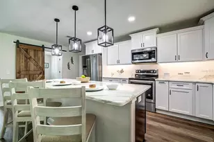 2143 W Hampshire Blvd, Citrus Springs, FL 34434 - Photo 3