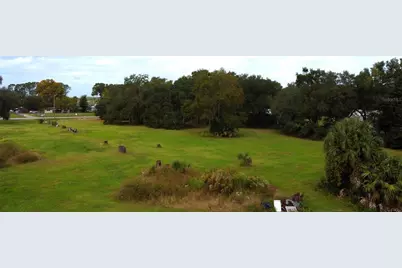 11701 SE Highway 464, Ocklawaha, FL 32179 - Photo 15