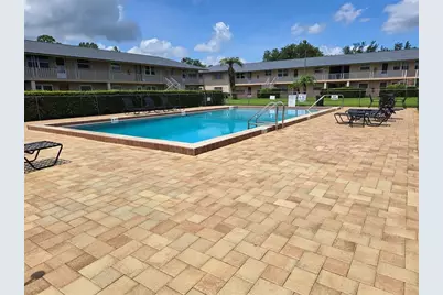1100 E Caroline Street #115, Tavares, FL 32778 - Photo 1