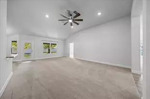 3913 NE 58th Cir, Silver Springs, FL 34488 - Photo 9