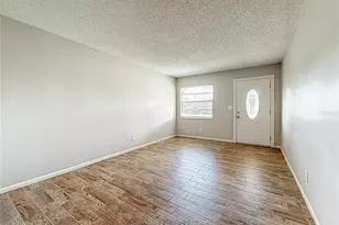 2100 58th St N, Saint Petersburg, FL 33710 - Photo 7